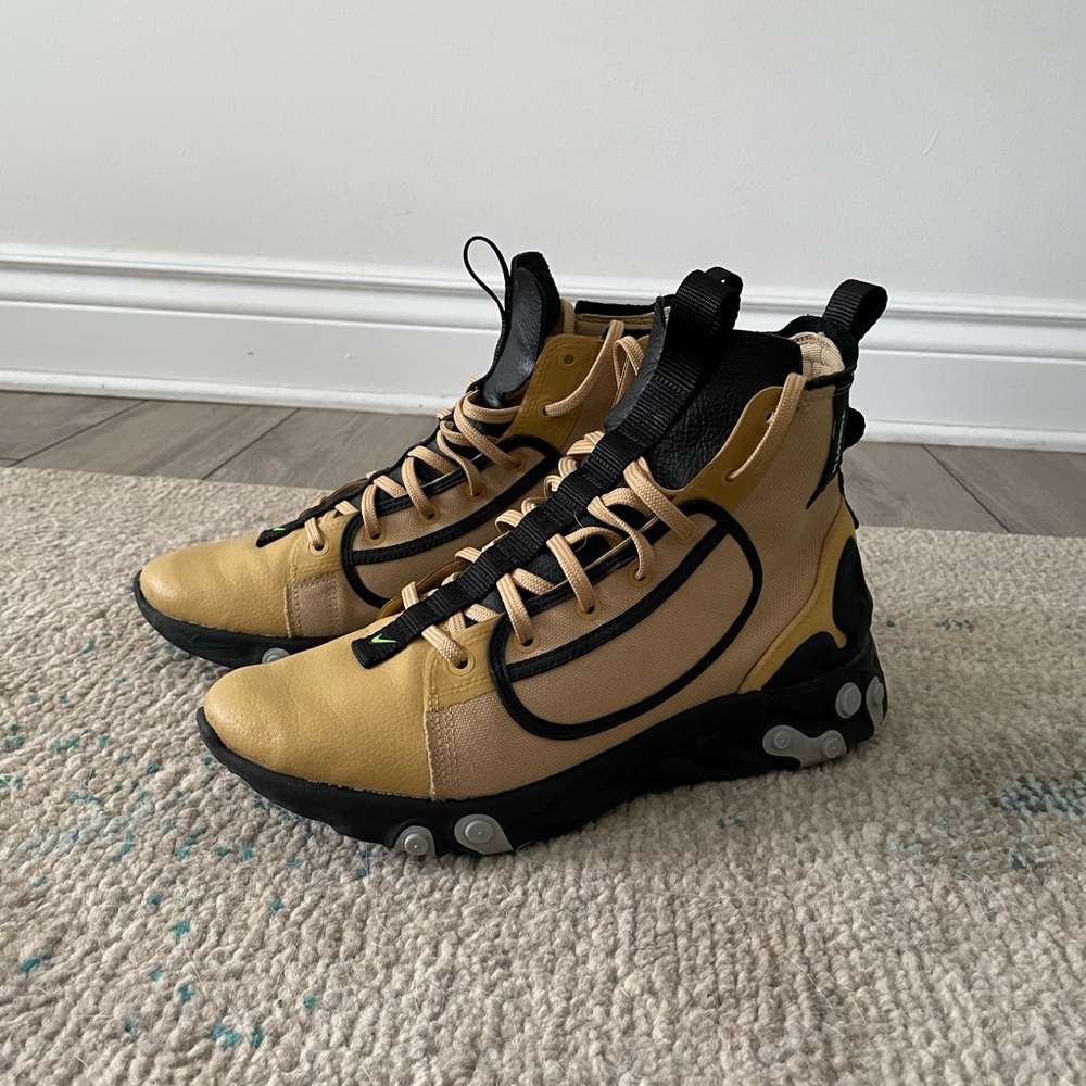 Nike React Boots